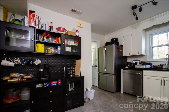 3520 Sargeant Drive, Charlotte, NC 28217