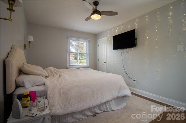 3520 Sargeant Drive, Charlotte, NC 28217