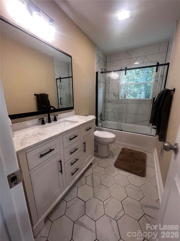 3520 Sargeant Drive, Charlotte, NC 28217