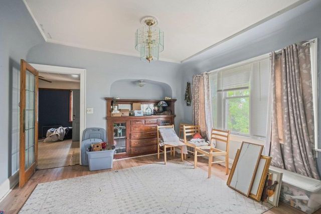 8734 W Fond Du Lac AVENUE, Milwaukee, WI 53225