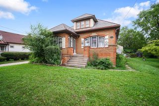 8734 W Fond Du Lac AVENUE, Milwaukee, WI 53225