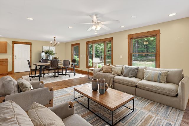 1969 Barbara Lane, Harrison, MI 48625