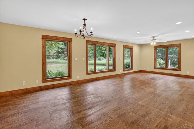 1969 Barbara Lane, Harrison, MI 48625