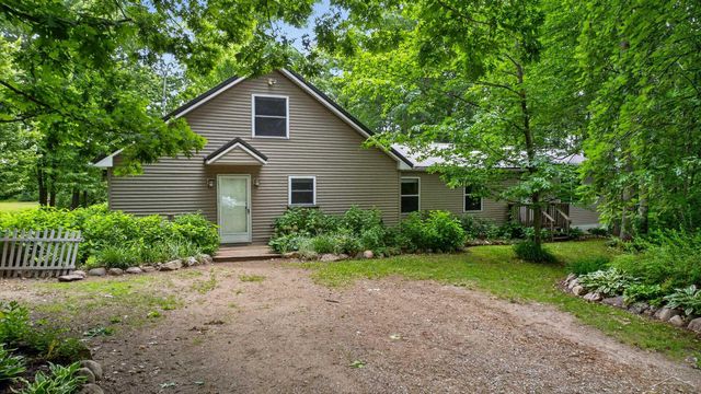 1969 Barbara Lane, Harrison, MI 48625