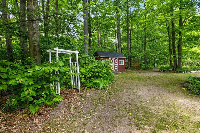 1969 Barbara Lane, Harrison, MI 48625
