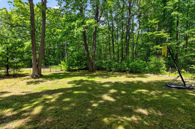1969 Barbara Lane, Harrison, MI 48625