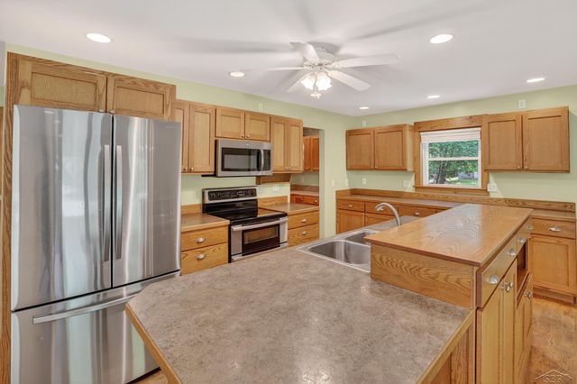 1969 Barbara Lane, Harrison, MI 48625