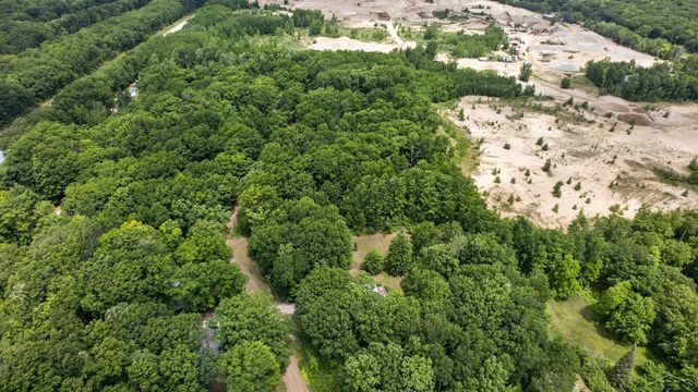 1969 Barbara Lane, Harrison, MI 48625