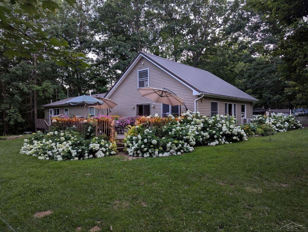 1969 Barbara Lane, Harrison, MI 48625