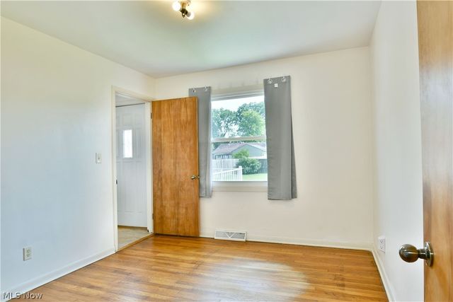 2231 Stewart Drive NW, Warren, OH 44485