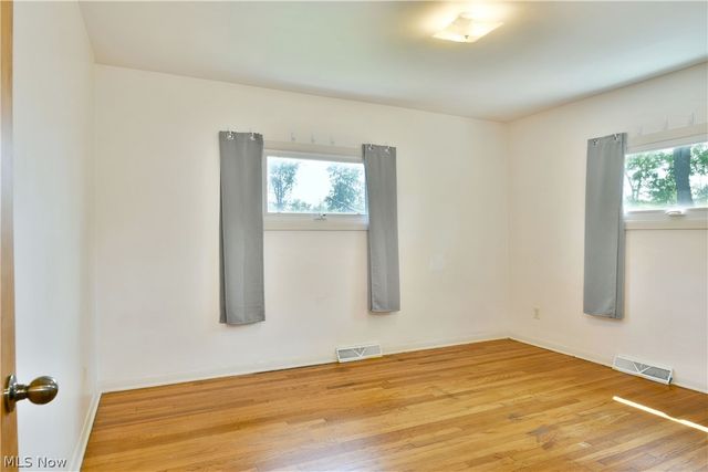 2231 Stewart Drive NW, Warren, OH 44485