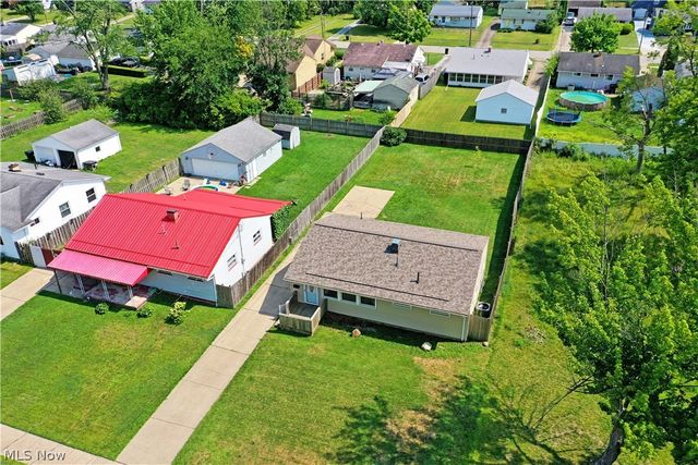 2231 Stewart Drive NW, Warren, OH 44485