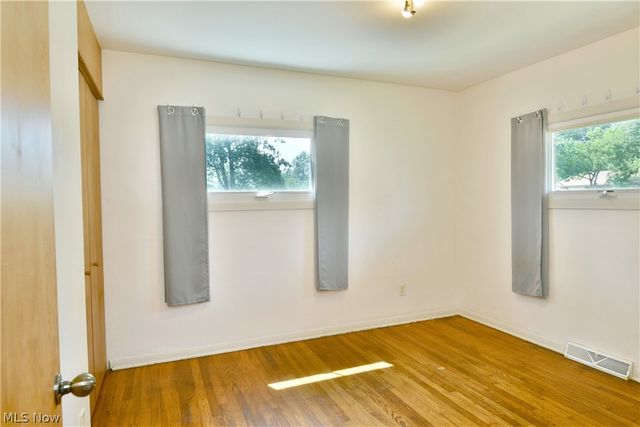2231 Stewart Drive NW, Warren, OH 44485