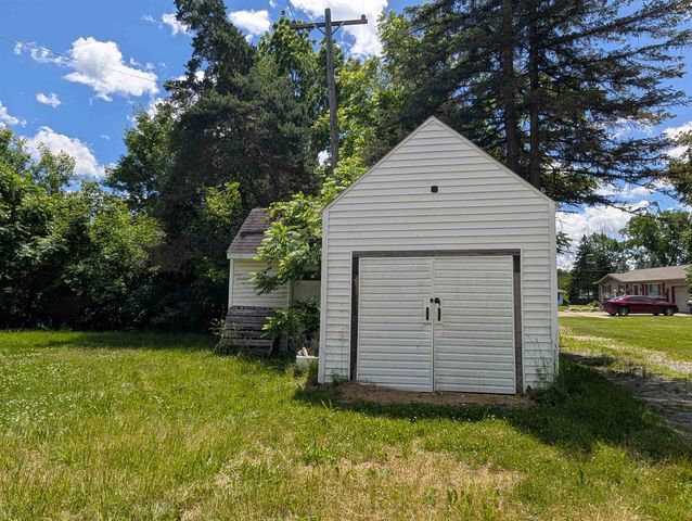 2286 California Avenue, Saginaw, MI 48601