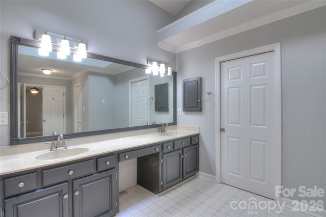 3408 Providence Manor Road, Charlotte, NC 28270