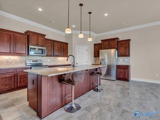 16979 Fieldway Circle, Harvest, AL 35749