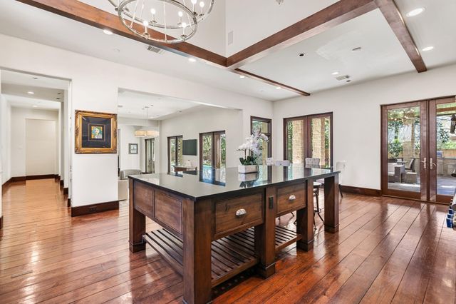 354 Piney Point Road, Houston, TX 77024