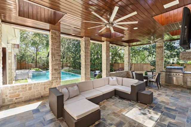 354 Piney Point Road, Houston, TX 77024