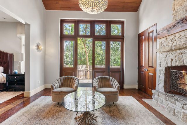 354 Piney Point Road, Houston, TX 77024