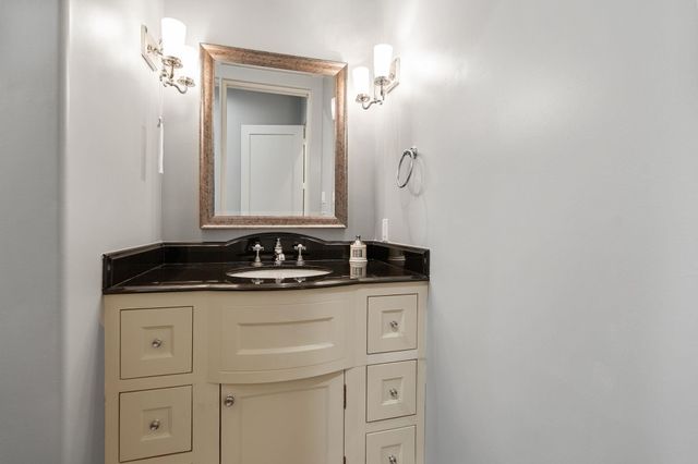 354 Piney Point Road, Houston, TX 77024