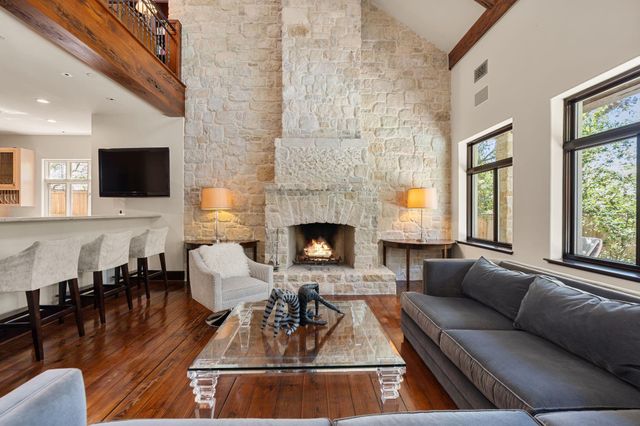 354 Piney Point Road, Houston, TX 77024