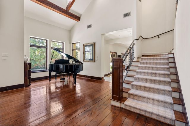 354 Piney Point Road, Houston, TX 77024