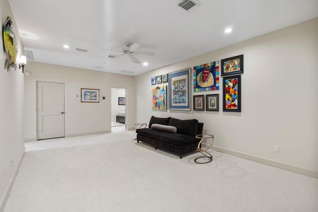 354 Piney Point Road, Houston, TX 77024