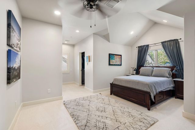 354 Piney Point Road, Houston, TX 77024