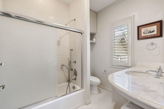 354 Piney Point Road, Houston, TX 77024