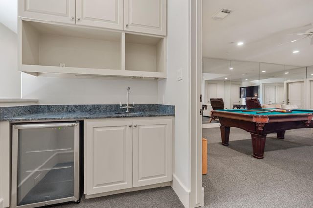 354 Piney Point Road, Houston, TX 77024