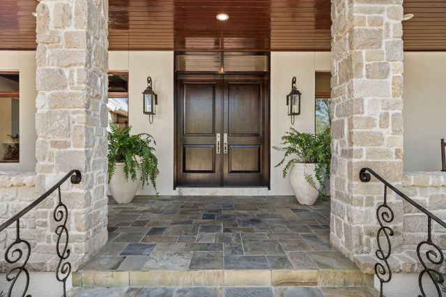 354 Piney Point Road, Houston, TX 77024