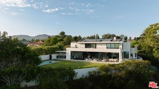 400 Amalfi Drive, Pacific Palisades (los Angeles), CA 90272