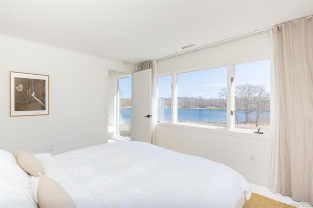 13 Tarkettle Road, Shelter Island, NY 11964