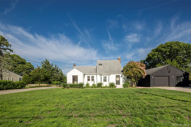 13 Tarkettle Road, Shelter Island, NY 11964