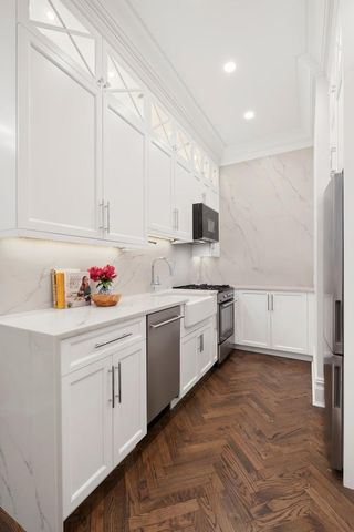 159 Madison Ave Apt 6K, New York City, NY 10016