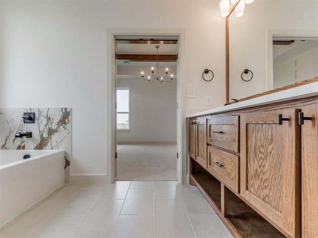 9100 Avington Way, Guthrie, OK 73044