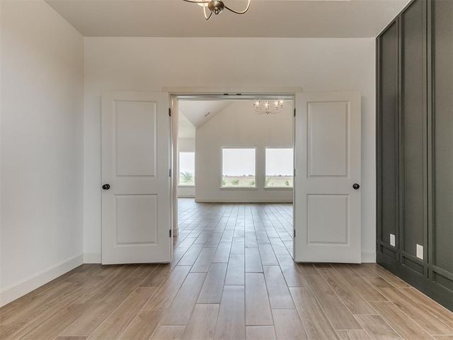 9100 Avington Way, Guthrie, OK 73044