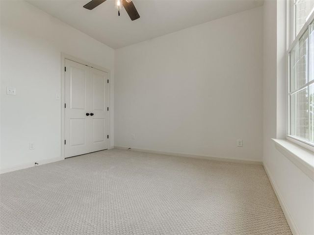 9100 Avington Way, Guthrie, OK 73044