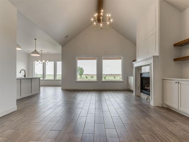 9100 Avington Way, Guthrie, OK 73044