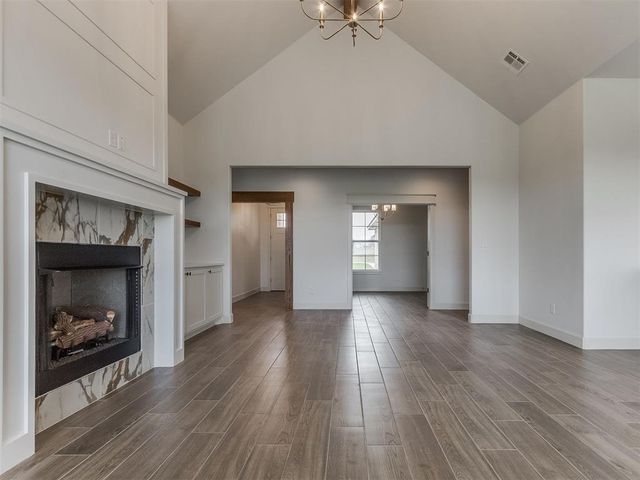 9100 Avington Way, Guthrie, OK 73044