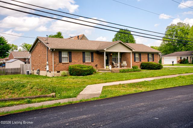 3807 Hillcross Dr, Louisville, KY 40229
