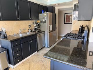 400 N Sunrise Way 104, Palm Springs, CA 92262