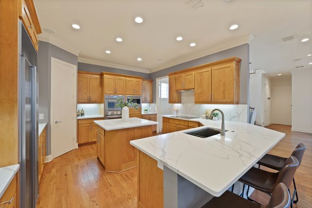 4010 Rawlins Street, Dallas, TX 75219