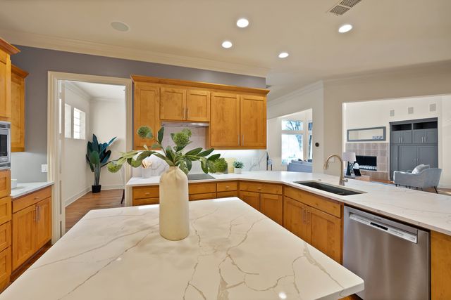 4010 Rawlins Street, Dallas, TX 75219