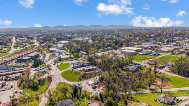 219 Pleasant Street, Lynchburg, VA 24501