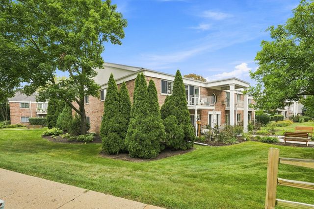 5115 Blodgett Avenue 213, Downers Grove, IL 60515