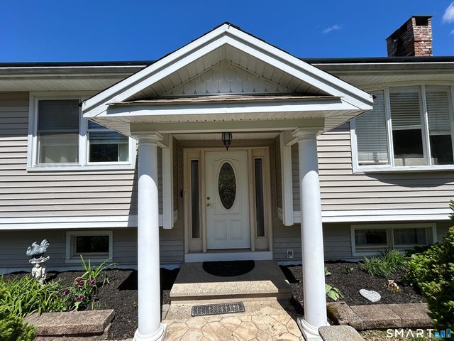 205 West Road, Beacon Falls, CT 06403