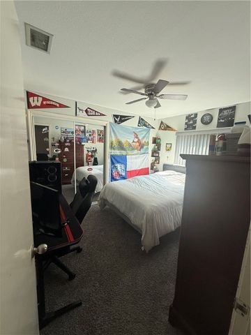 2011 Cottonwood Dr, Portland, TX 78374