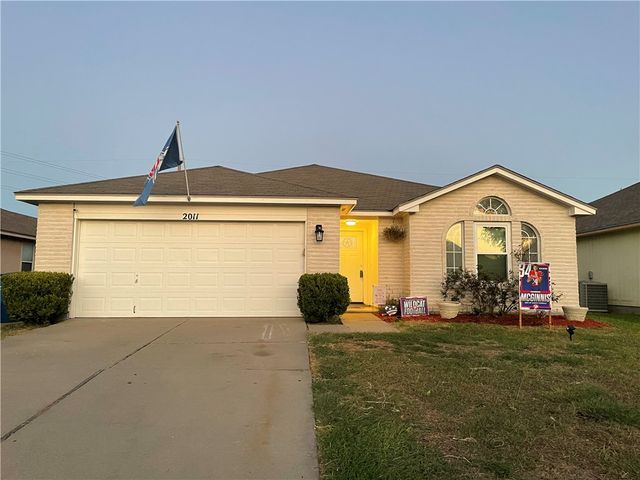 2011 Cottonwood Dr, Portland, TX 78374