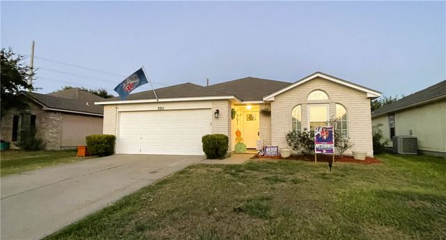 2011 Cottonwood Dr, Portland, TX 78374